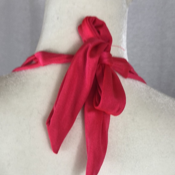 Victoria’s Secret padded push-up bikini top - Picture 4 of 6